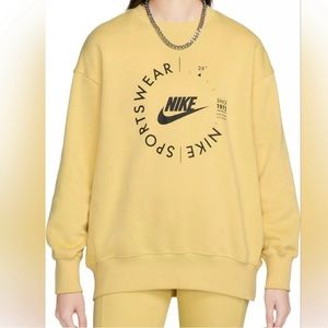 Nike Womens Sportswear​ Fleece Oversized Sweatshirt New
